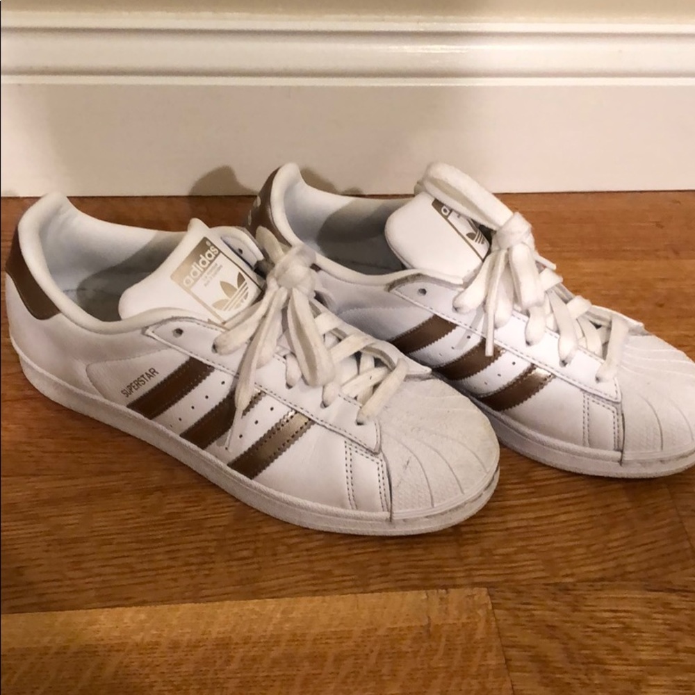 Women’s Adidas Rose Gold Superstar Sneaker